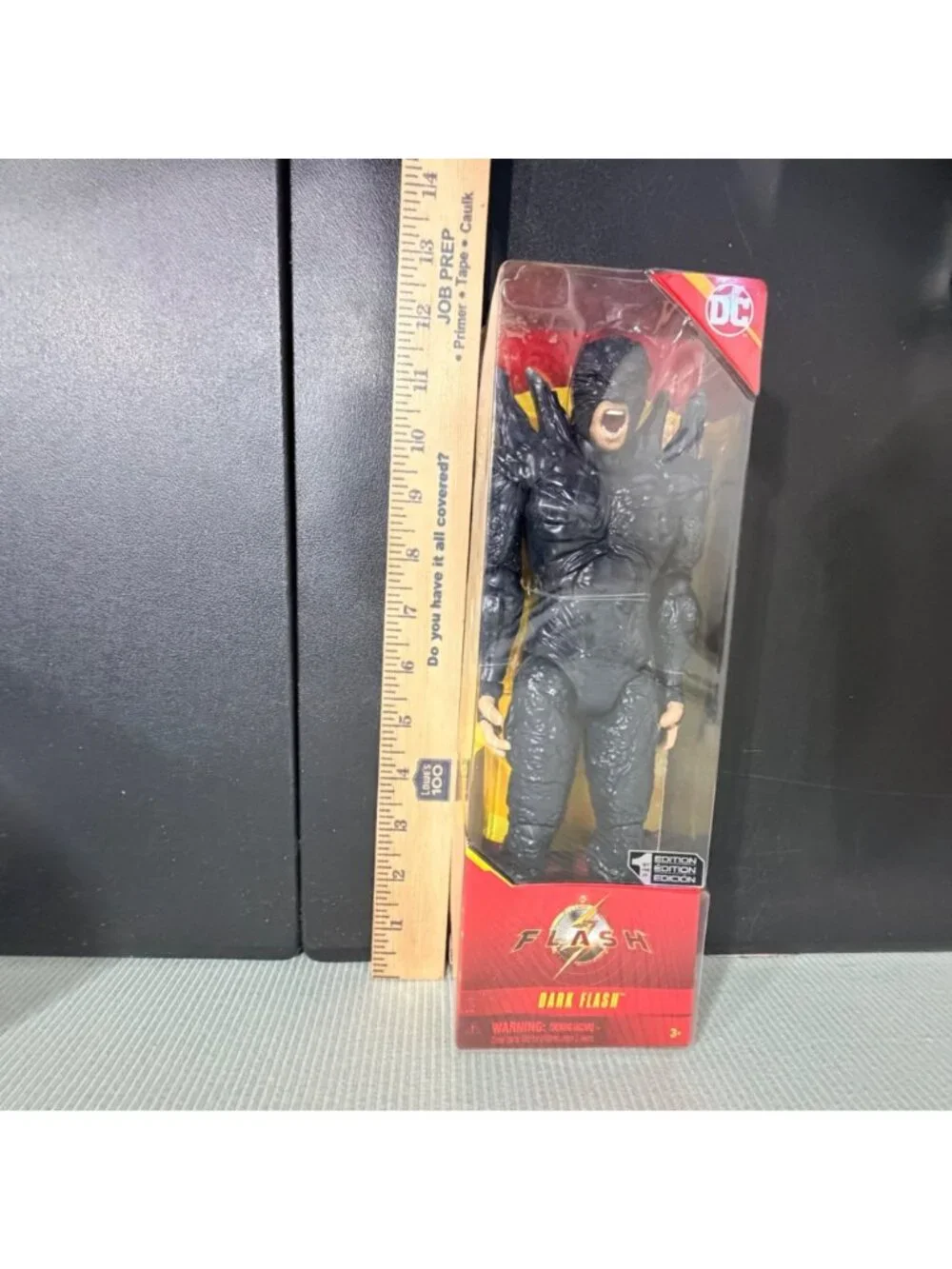 DC Superman & Dark Flash Action Figures 12